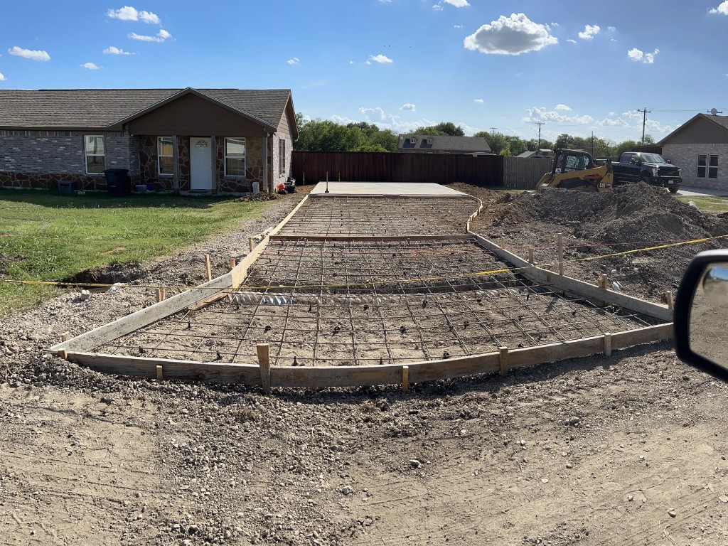 Concrete driveway contractor Upstate NY - concrete pour preparation